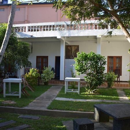 Aroma Guest House Mirissa Dış mekan fotoğraf