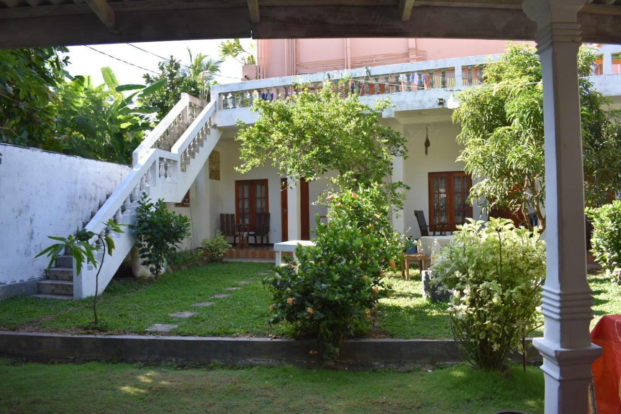 Aroma Guest House Mirissa Dış mekan fotoğraf
